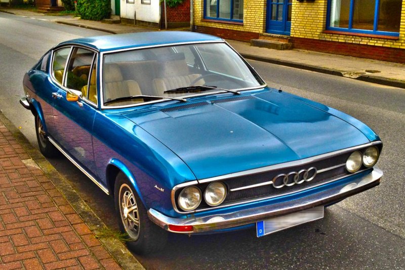 Audi 100 c1