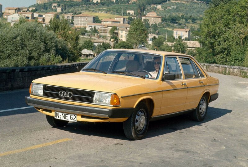 Audi 100