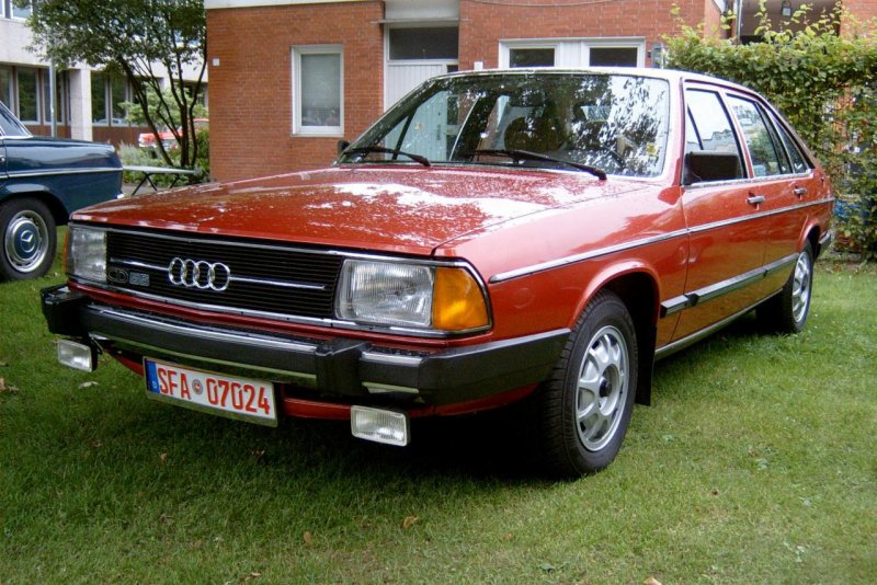 Audi 100 Coupe quattro