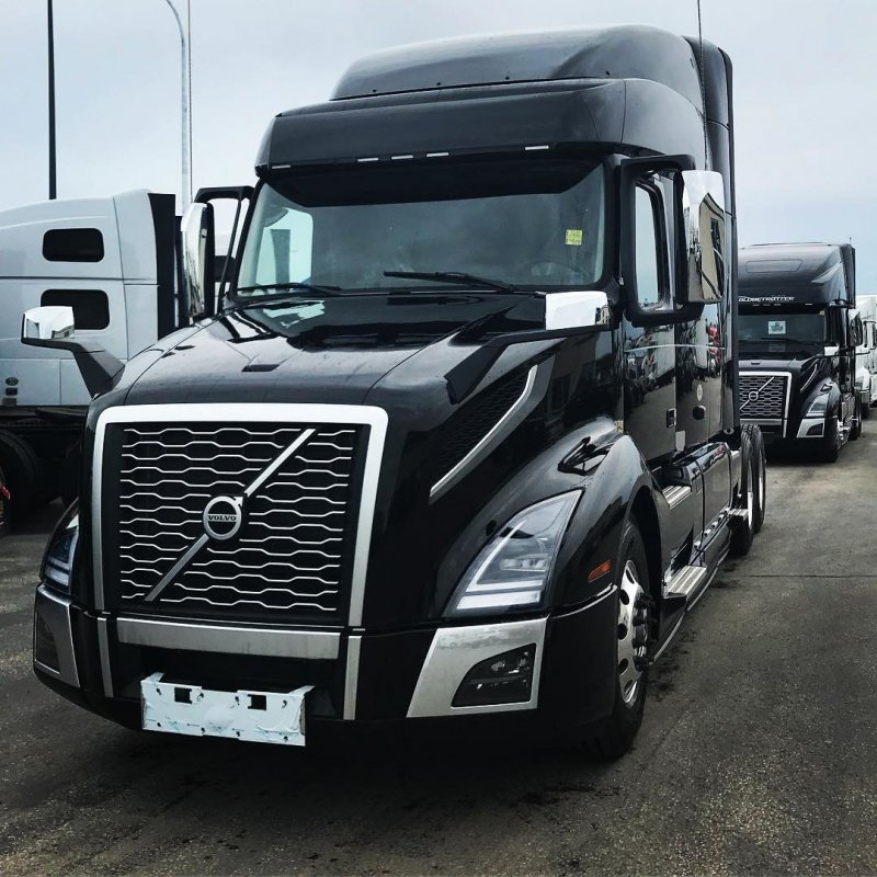 Volvo VNL 860