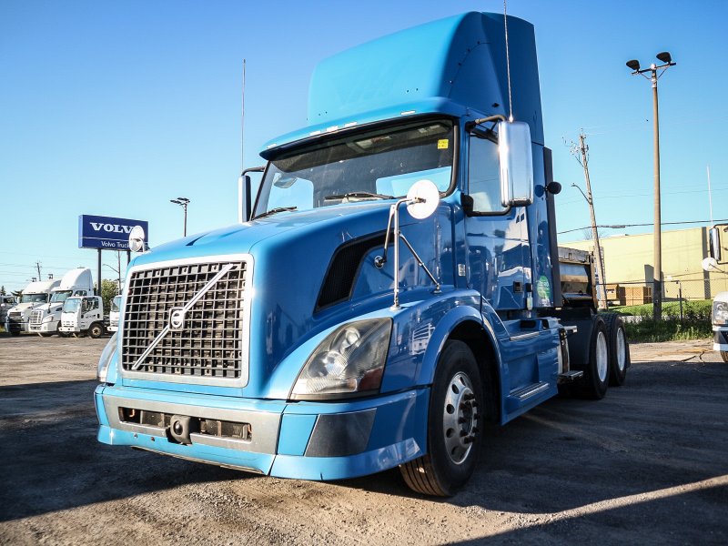 Volvo VNL 4x2