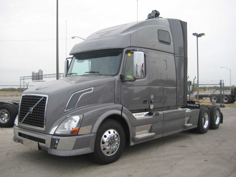 Volvo VNL 64