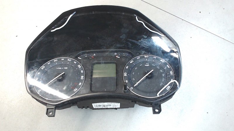 Приборная панель Skoda Octavia a5
