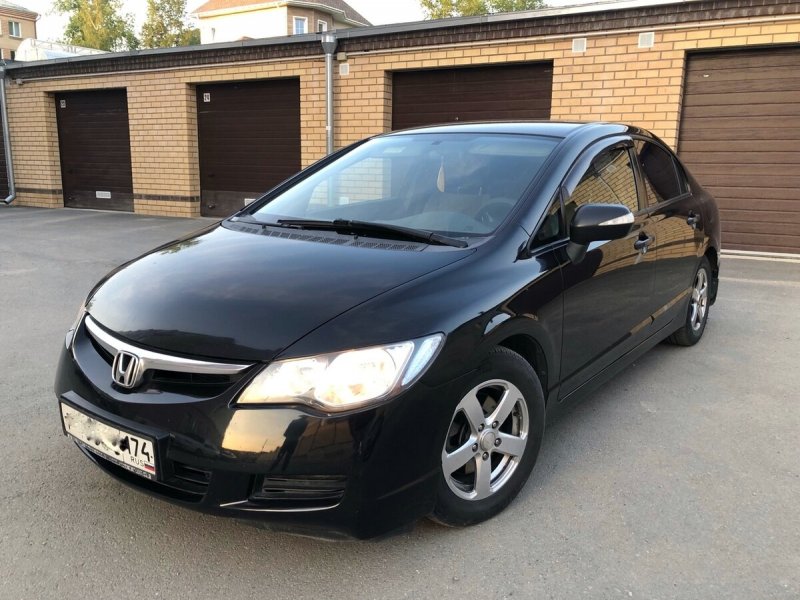 Honda Civic 8 Black