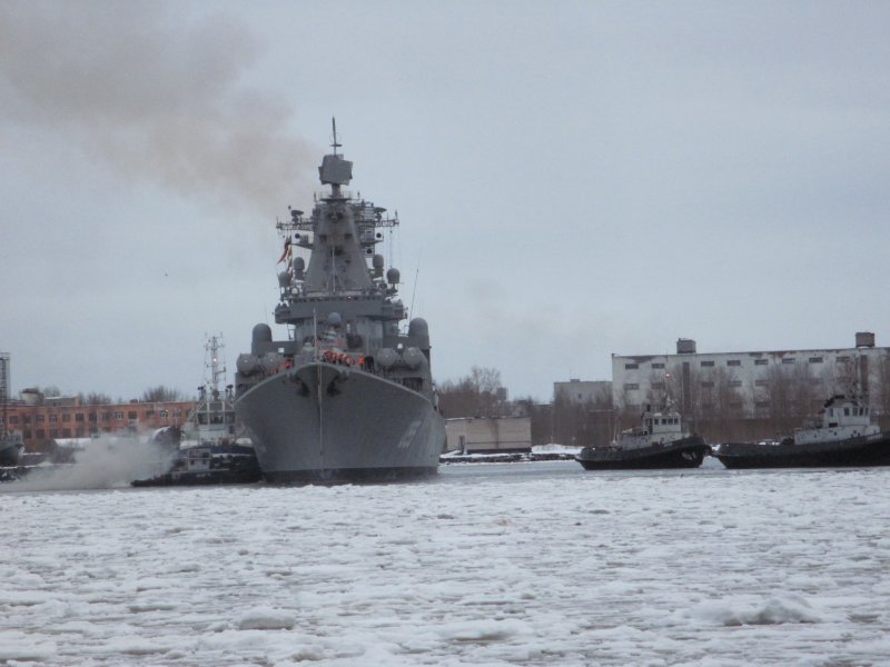 Гвардейский ракетный крейсер "Москва" проекта 1164 "Атлант".