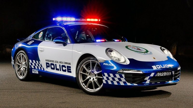 Машины 883 Police