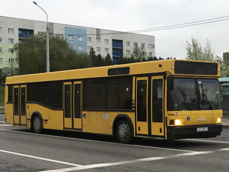 МАЗ 103