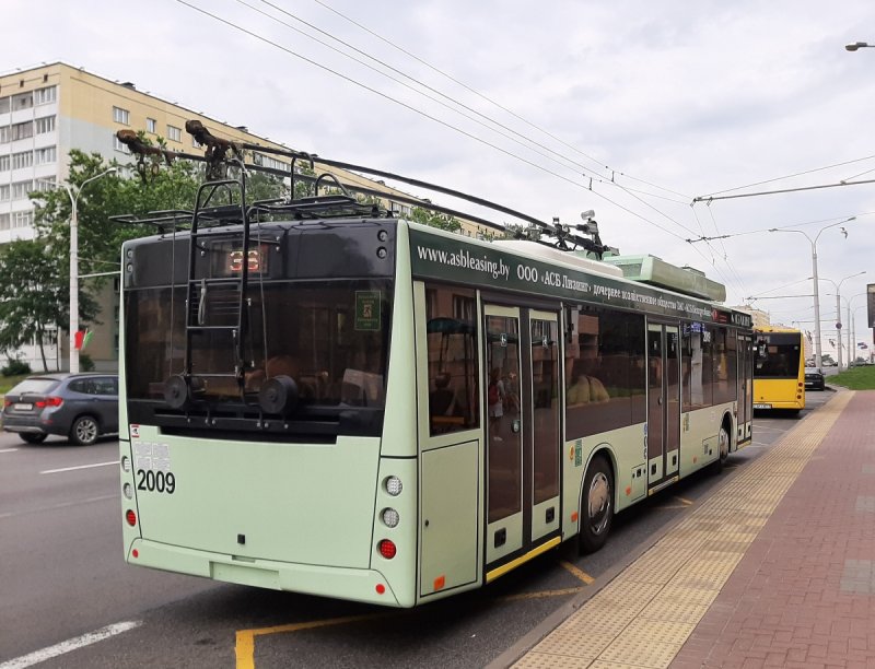 МАЗ 203т70