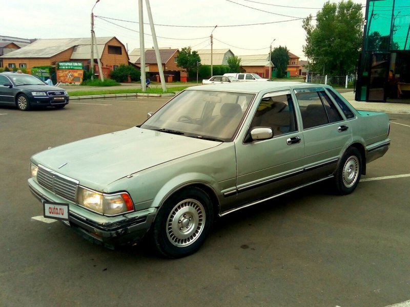 Ниссан Блюберд 1988г