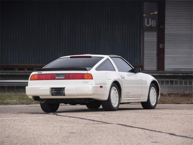Nissan President 1988
