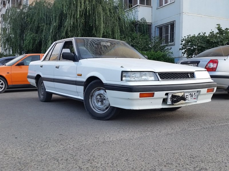 Ниссан Санни 1988 года