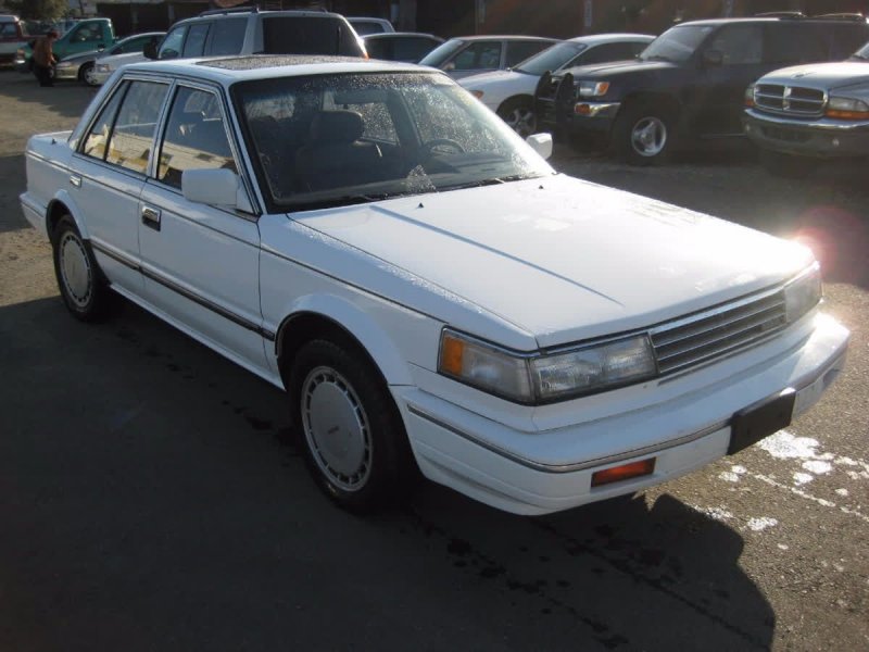 Nissan 1988