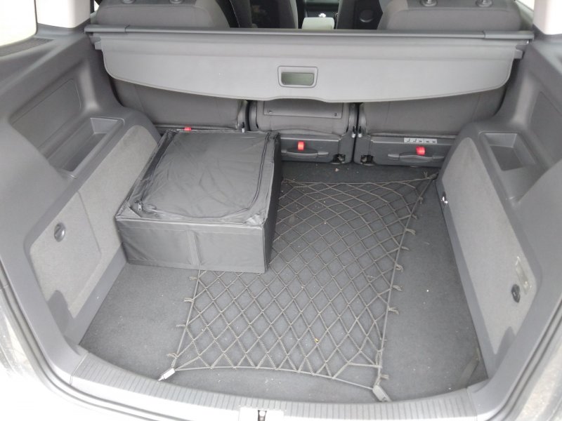 Volkswagen Touran 2012 багажник