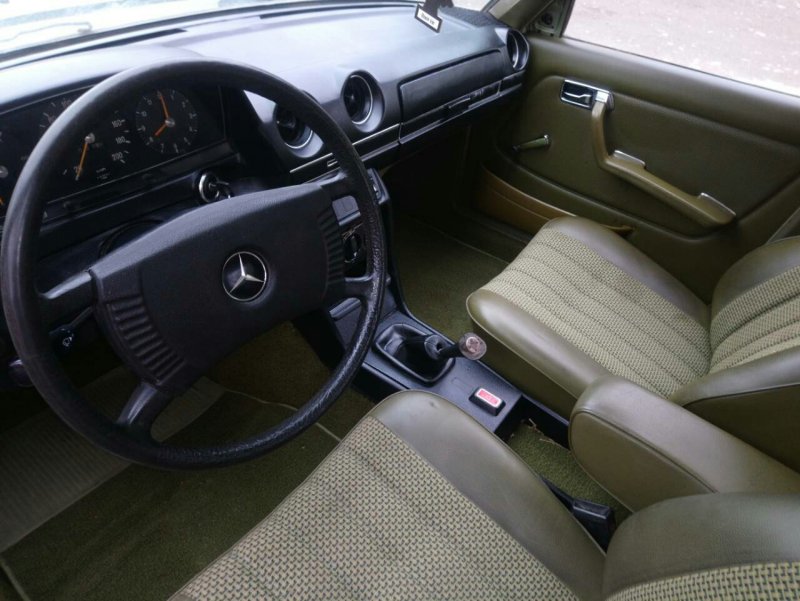 Mercedes w123 салон