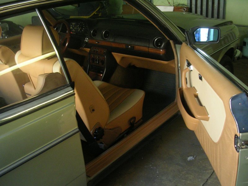 Mercedes w123 Interior