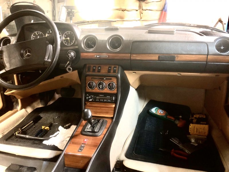 W123 универсал салон