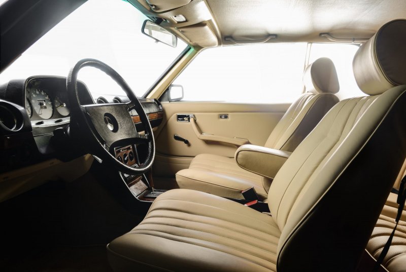 Mercedes w123 салон