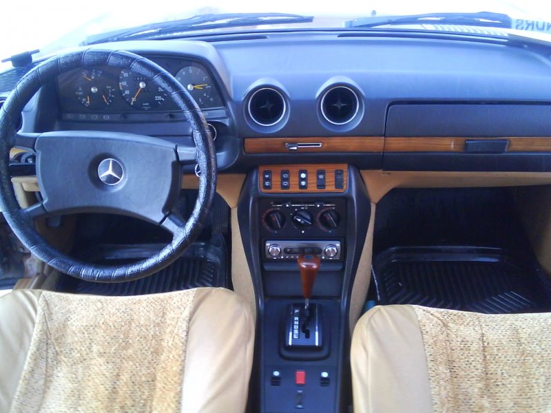 Mercedes-Benz w123