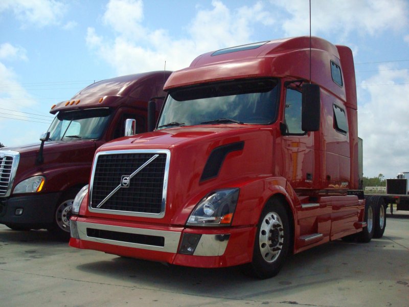 Volvo VNL 2011