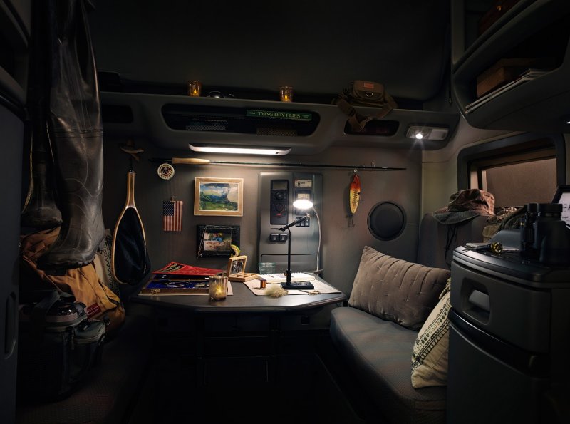 Volvo VNL 740