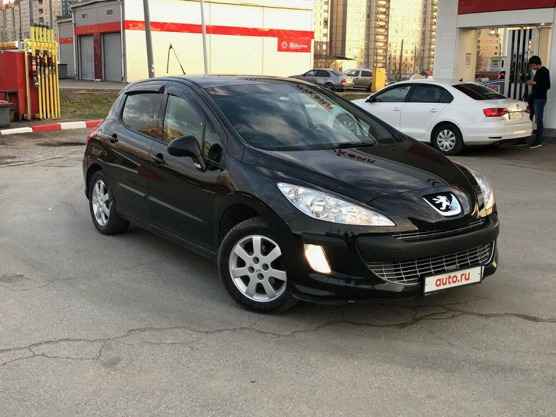 Peugeot 308 черный