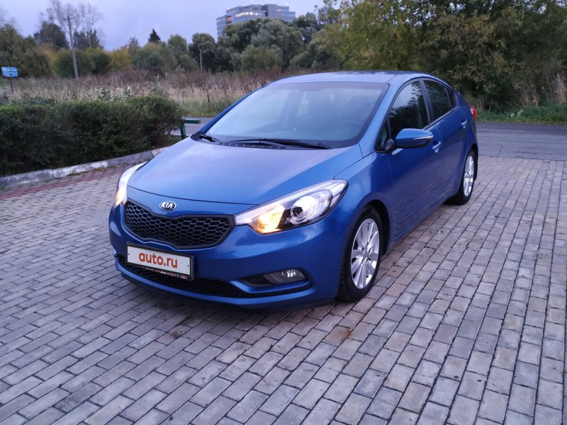 Kia Rio 4 синий