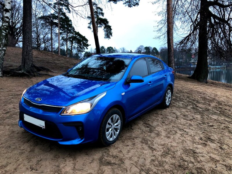 Kia Cerato 2019 голубая металлик