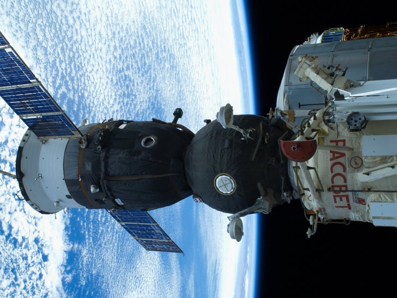 МКС – «Союз» ТМА-10