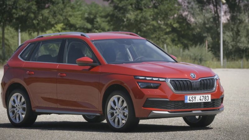 Skoda Kamiq черный