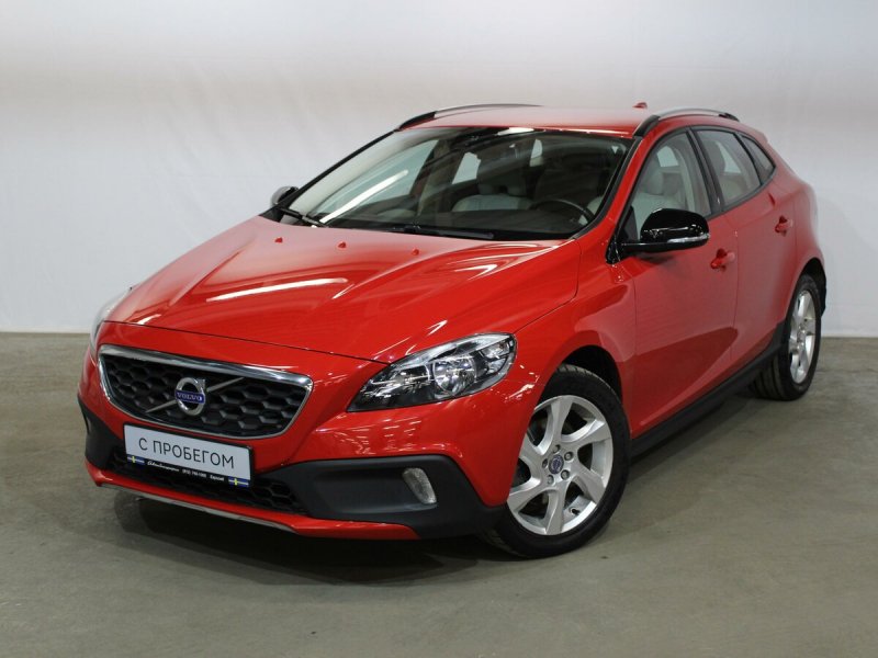 Вольво v40 Cross Country 2020