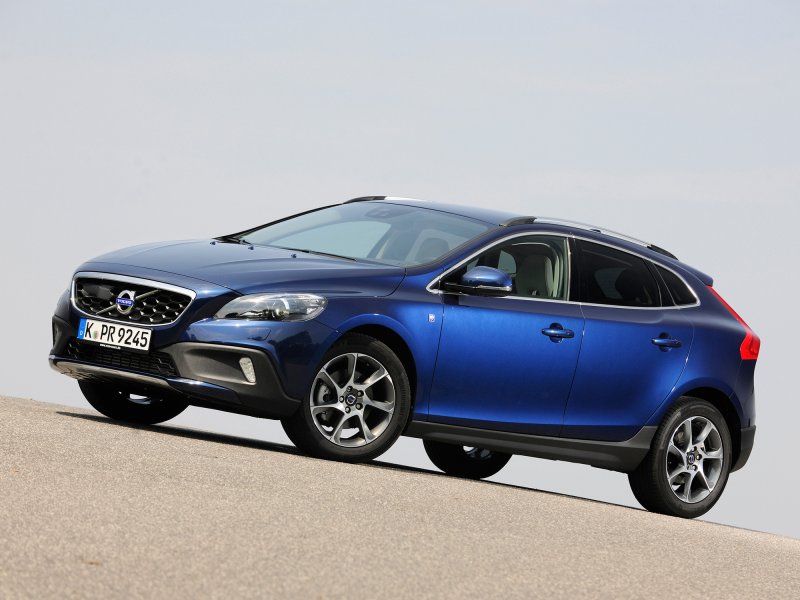 Volvo v40 Cross Country салон