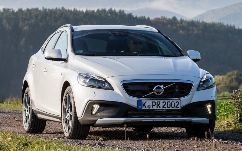 Volvo v40 Cross Country Blue