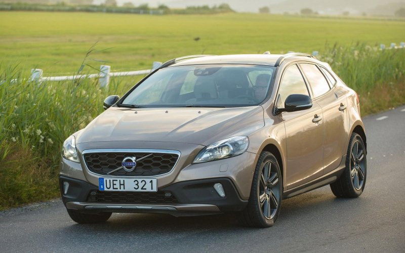 Volvo v40 Cross Country 2012