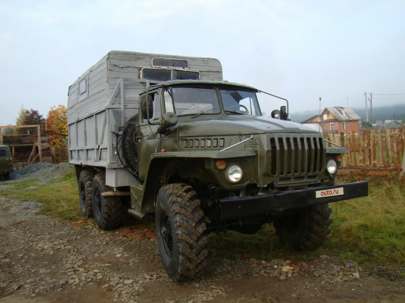 Урал 4320 грузовой бортовой