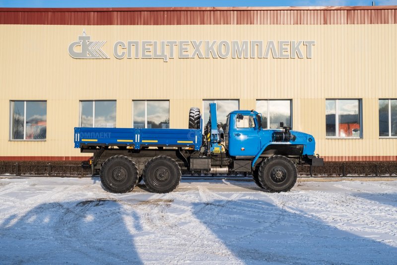 Урал 4320 грузовой бортовой