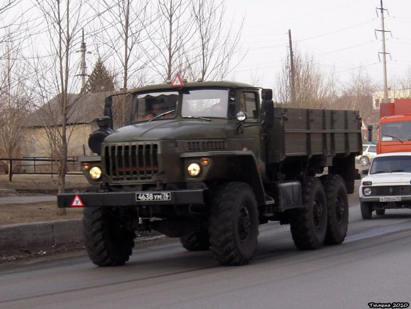 Автомобиль Урал Урал 4320