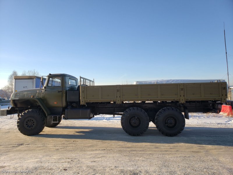 Урал 4320 бортовой запаска