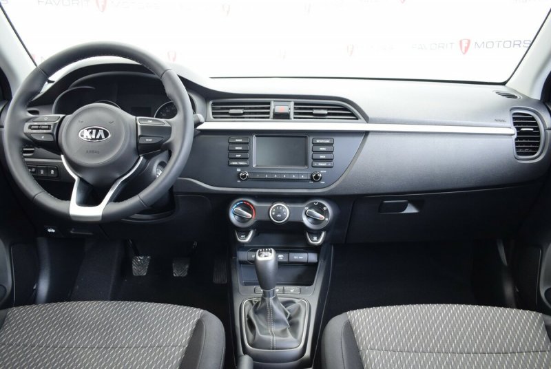 Kia Rio x 2021 салон