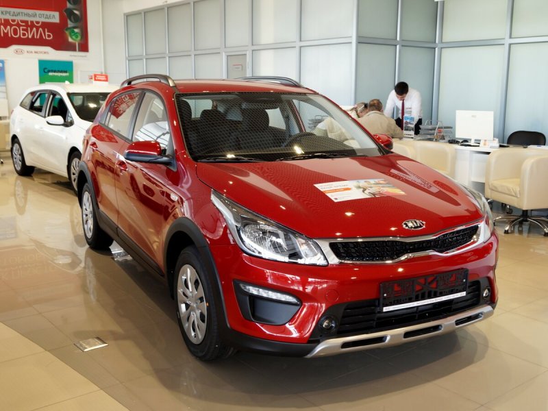 Kia Rio x-line комфорт 1.6