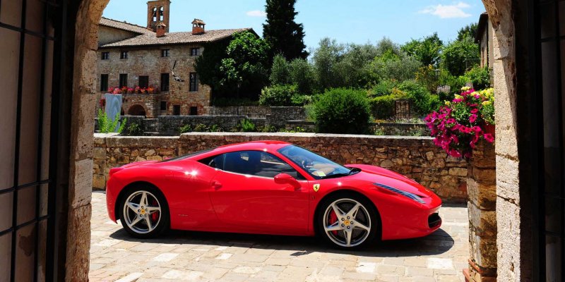 Ferrari 458 Italia в Италии
