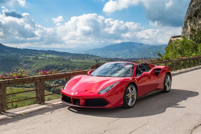 Ferrari 488 Spider Италия