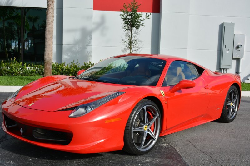 Феррари 458 Italia