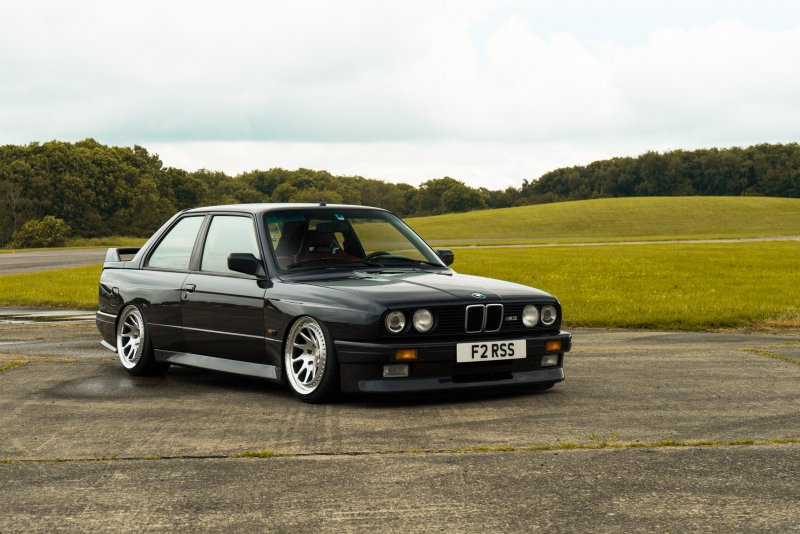 BMW e30 4.4