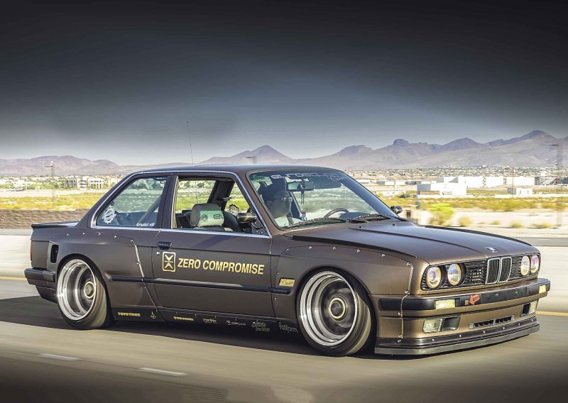 BMW e30 седан Pandem