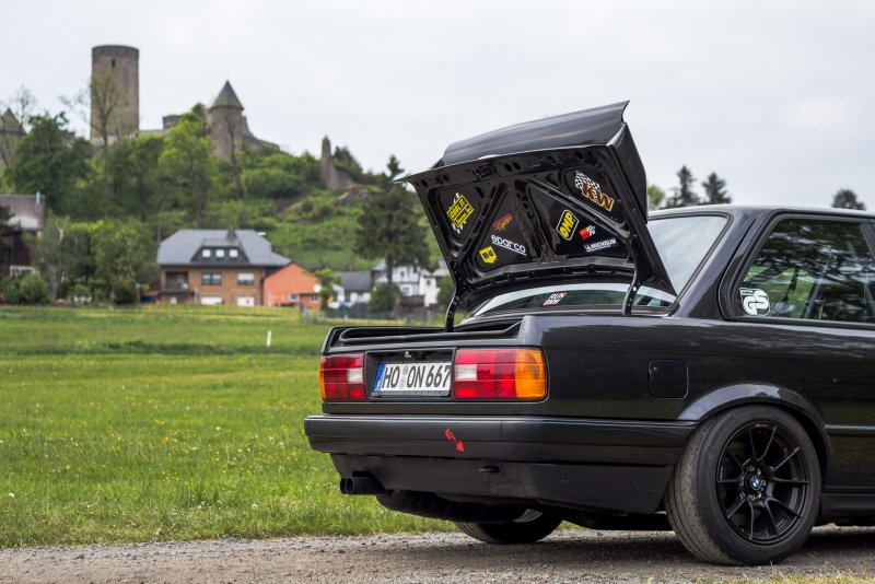 BMW e30 Rear