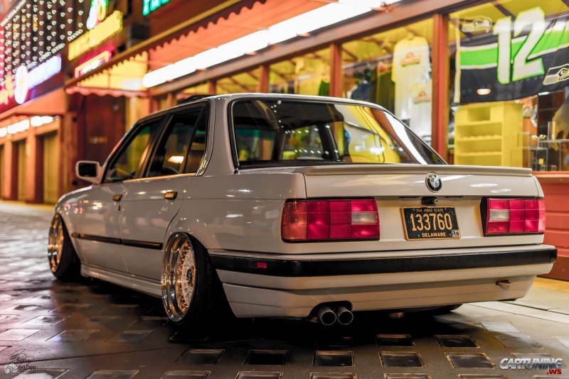 БМВ е30 stance