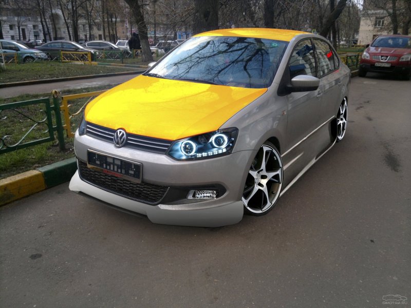Тюнингованный Volkswagen Polo sedan