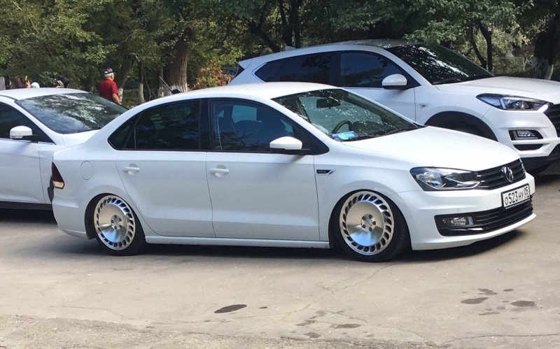 Polo 2020 stance