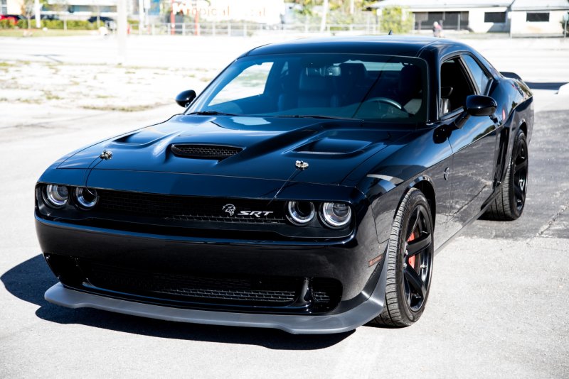 Додж Hellcat Challenger
