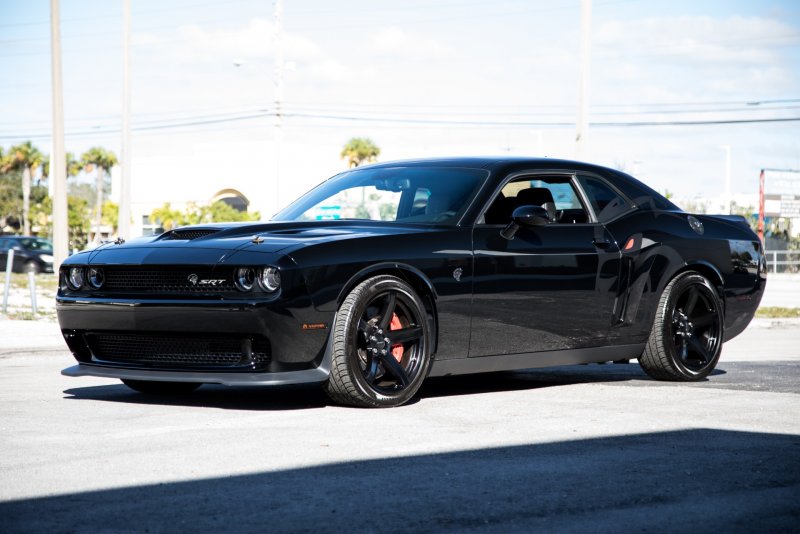 Dodge Challenger srt 2020